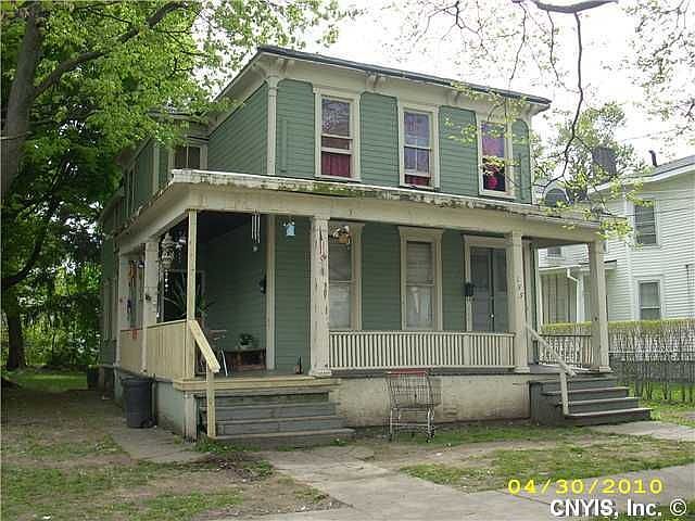 2nd image of 153-55 Grace St