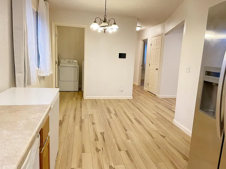 1130 Mila St — Photo 5