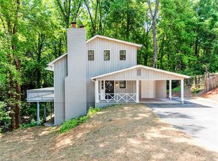 1116 Edgebrook Dr, Winston Salem, NC 27106