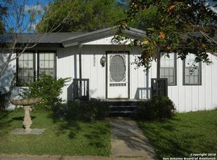 1084 Tumlinson Rd, Pleasanton, TX 78064