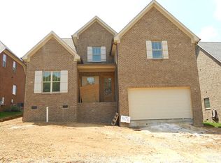 8031 Fenwick Ln, Spring Hill, TN 37174