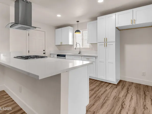 341 Granada Dr, Sparks, NV 89431