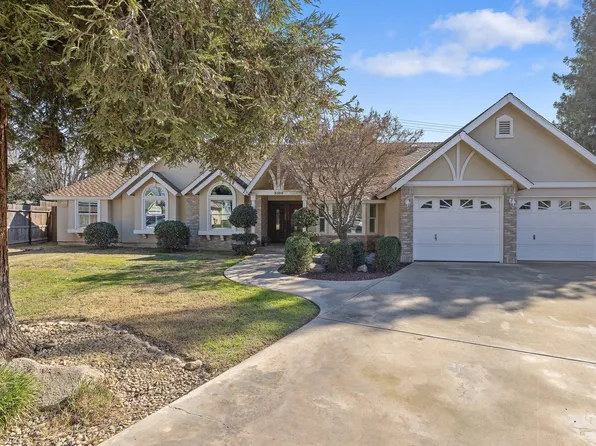 3105 W Orchard Avenue, Visalia, CA 93277