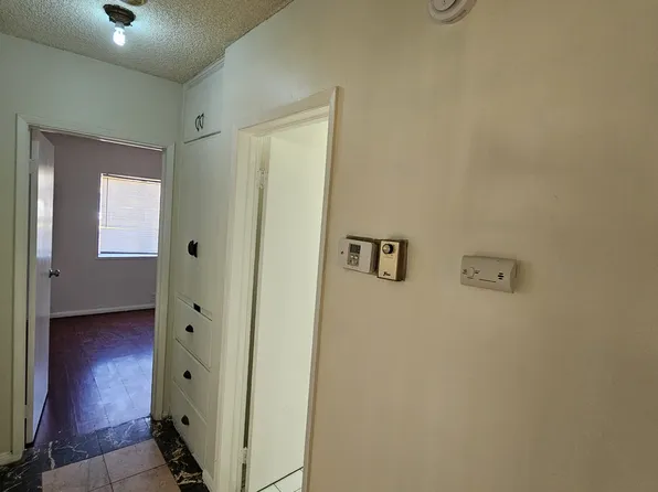 7246 Wilbur Ave, Reseda, CA 91335