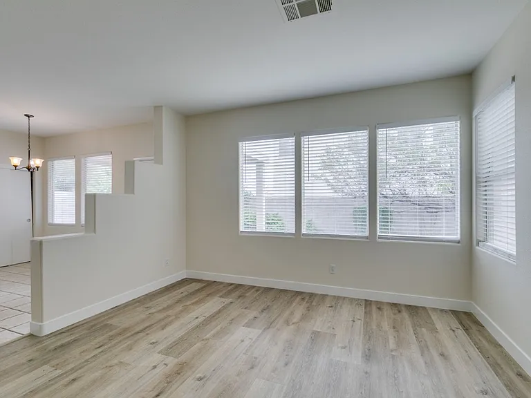 7804 Amulet St — Photo 15