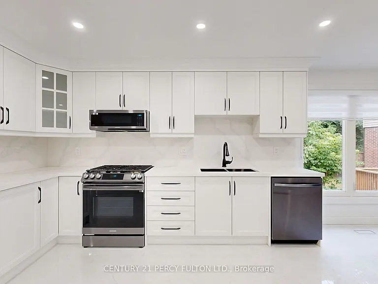 78 Agincourt Dr #MAIN 2ND — Photo 7