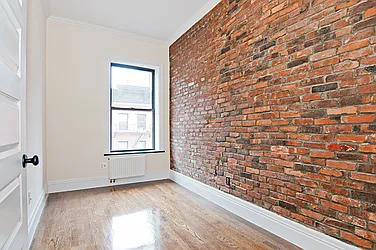 Rented by Weinstein Realty Group