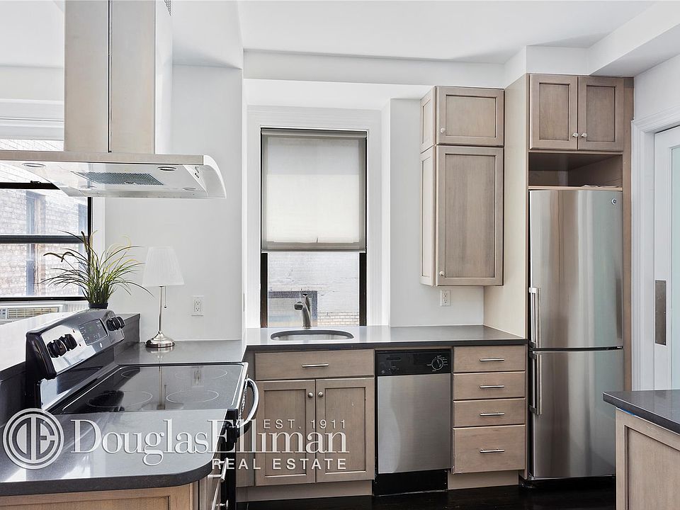 1st image of 19 W 55th St APT 9C