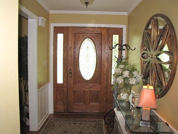 3rd image of 361 Spring Valley Dr