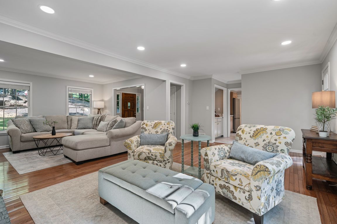 next background image