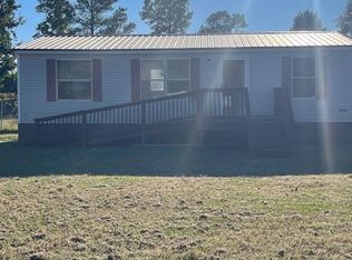 6333 Chickenfoot Rd, Saint Pauls, NC 28384