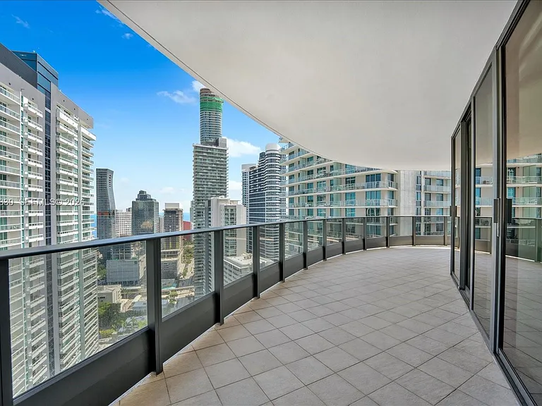 1000 Brickell Plz #3602 — Photo 25