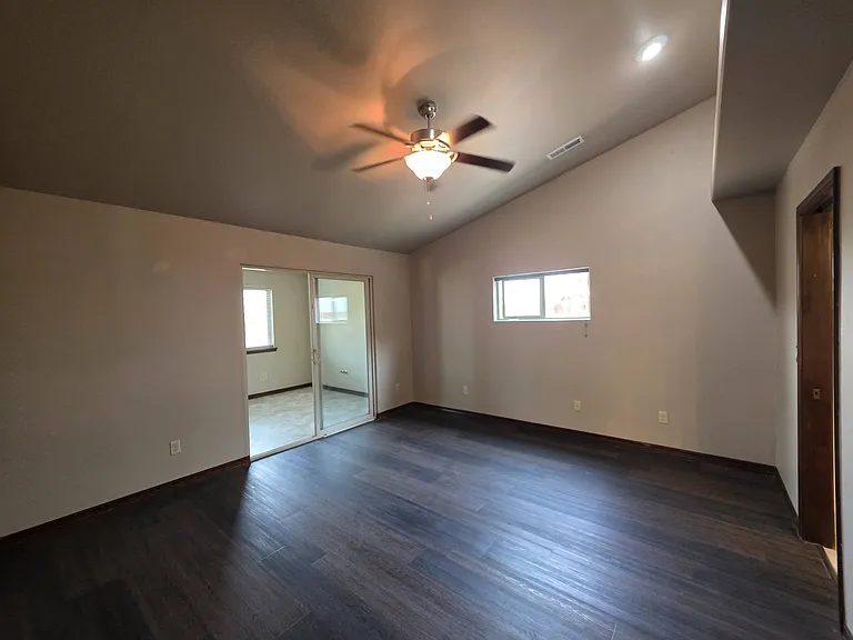1523 Sacajawea Ave — Photo 16