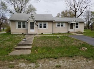 401 S Summer St, El Dorado Springs, MO 64744
