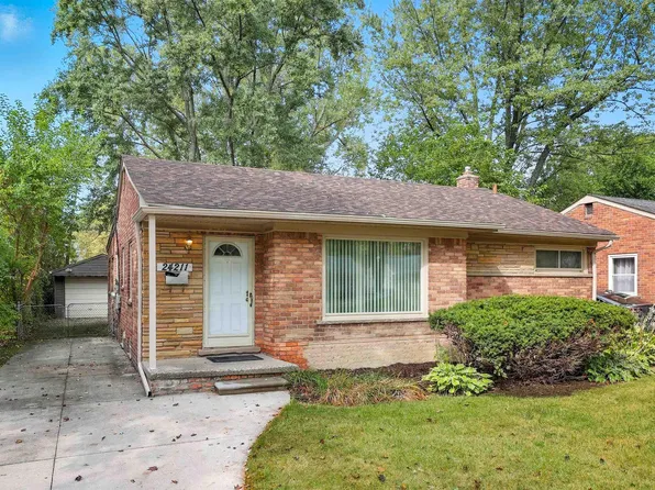 24211 Kenosha St, Oak Park, MI 48237