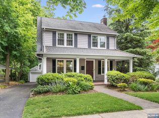 77 Walthery Ave, Ridgewood, NJ 07450