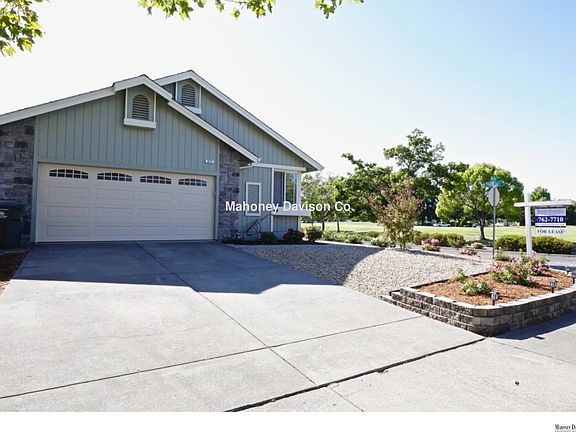 2nd image of 873 Maria Dr