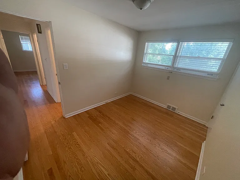 9521 Kildare Ave — Photo 20