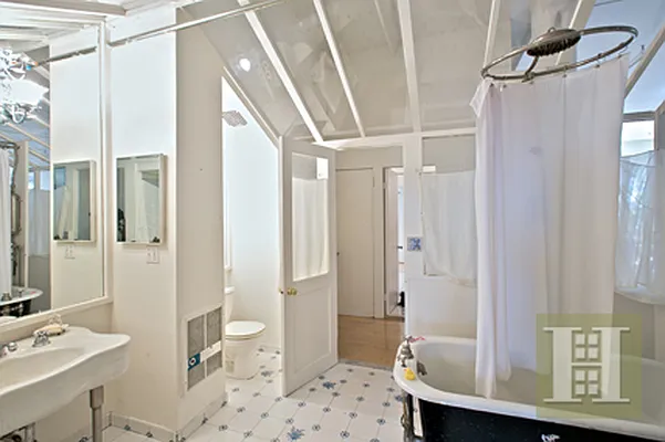 Sold by Halstead Real Estate | media 6