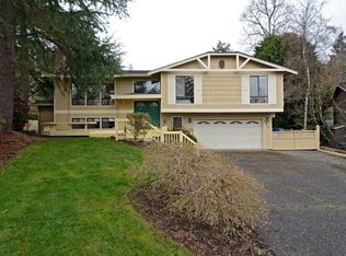 9046 NE 195th St, Bothell, WA 98011