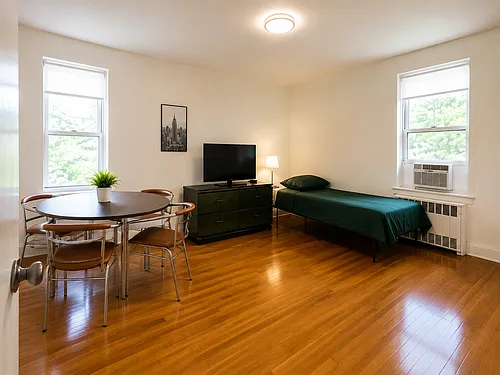2650 Ocean Pkwy #7 Photo 1 2650 Ocean Pkwy #7 Photo 1