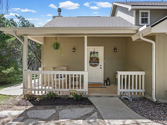 4th image of 107 Draper Ln