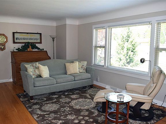 3rd image of 3300 Paulan Dr