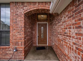 3406 Ledbetter Ct, Arlington, TX 76001
