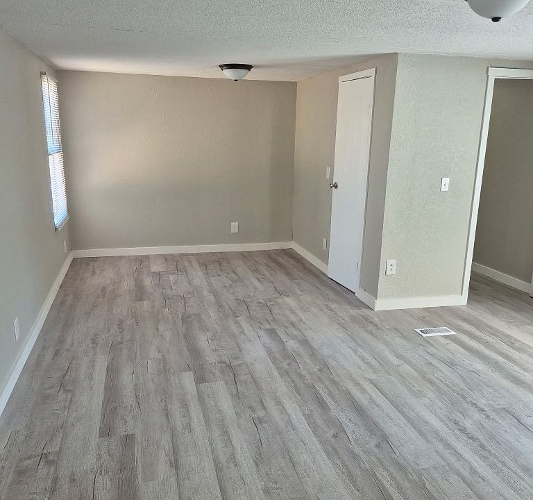 1st image of 108 Buckingham Ct #44