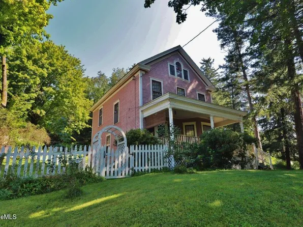 1129 Massachusetts Ave, North Adams, MA 01247