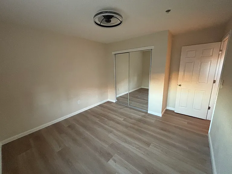 upstairs bedroom 3