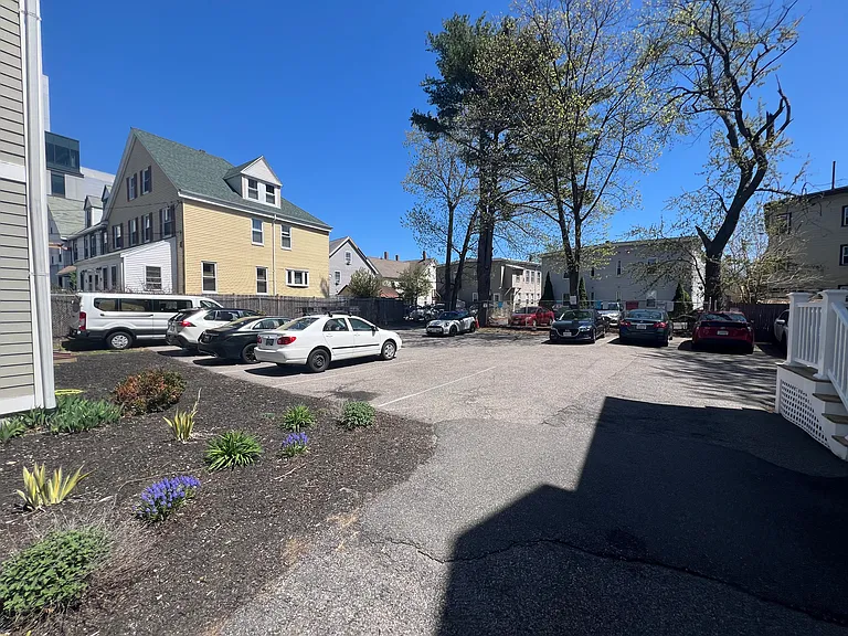 40 Westford St #40 — Photo 4