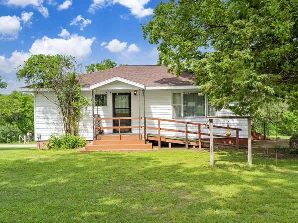 8787 Thornhill Drive, Mountain Grove, MO 65711