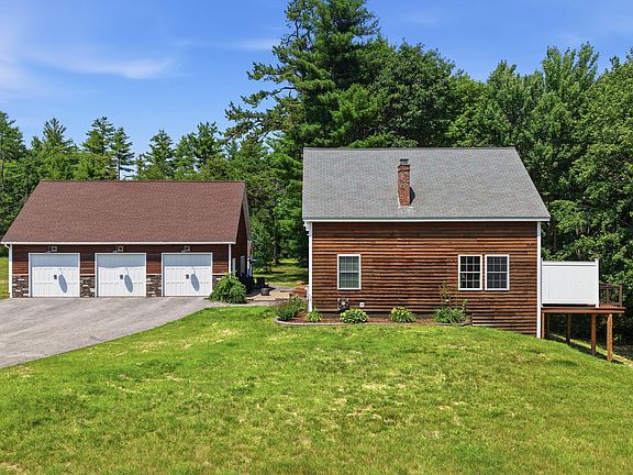 4th image of 81 Pigeon Brook Road