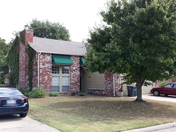 3rd image of 7909 S 77th Ave E