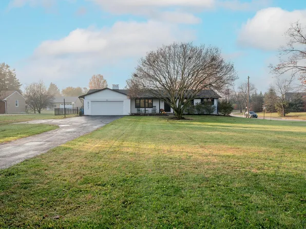 857 E Walnut St, Westerville, OH 43081