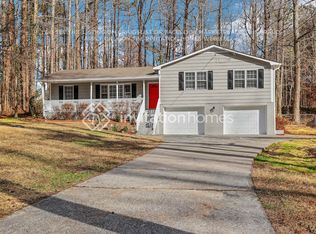 690 Teague Dr NW, Powder Springs, GA 30152