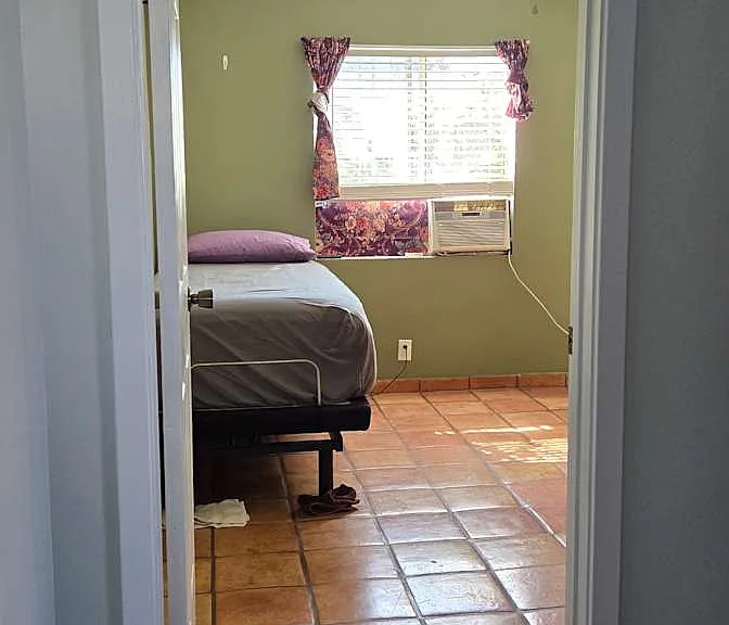 149 S Maple Ave — Photo 4