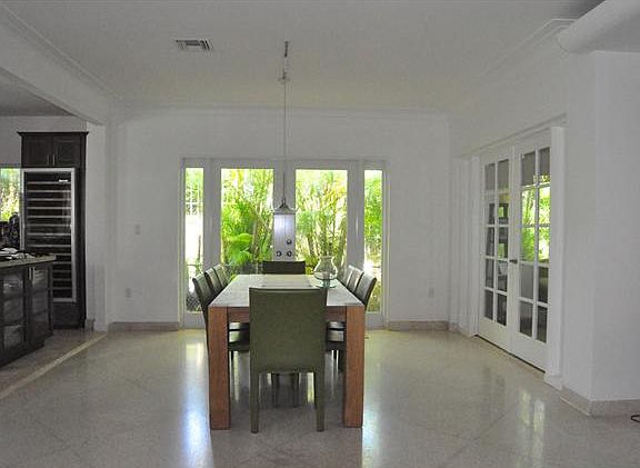5th image of 260 Shore Dr E #218