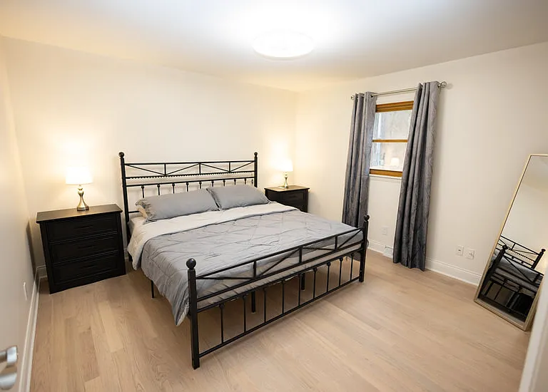 bedroom 3 king