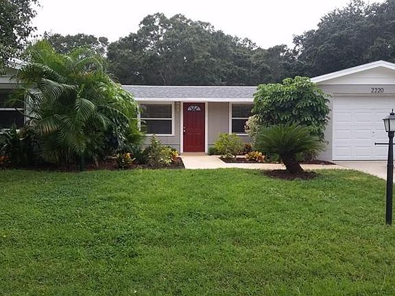 4th image of 2220 Teal Ave