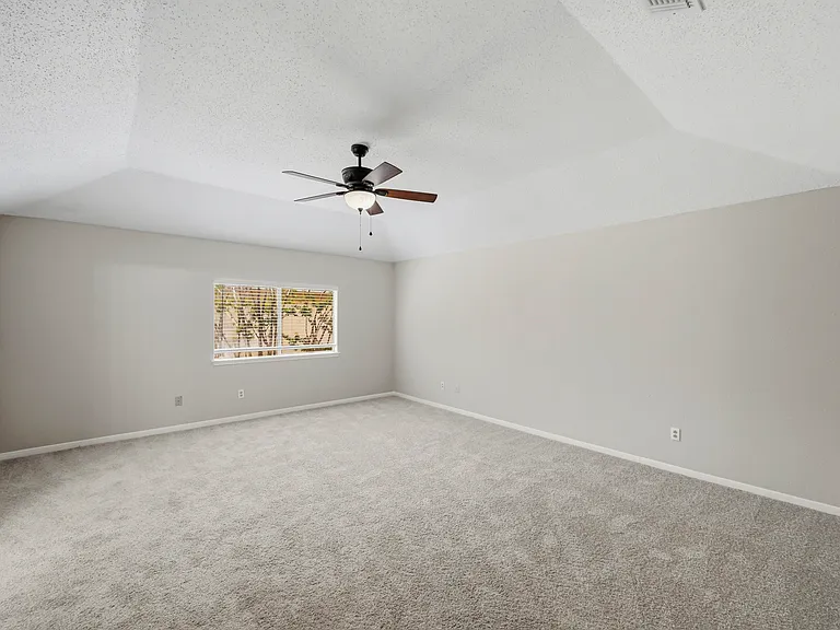 8130 Sunny Ridge Dr — Photo 21