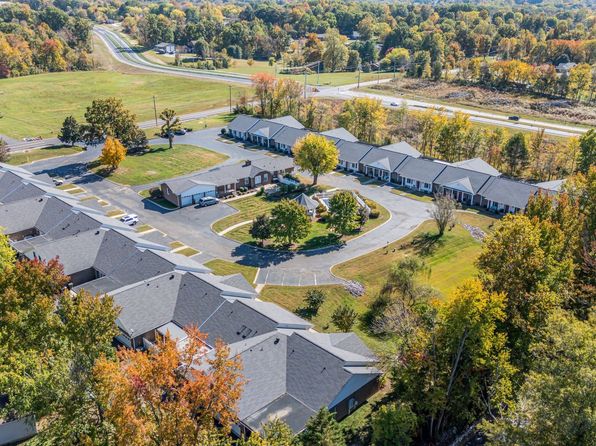 705 Blackpatch Dr UNIT 20, Springfield, TN 37172