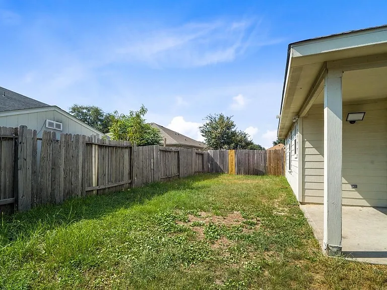 6631 Portlick Dr — Photo 20