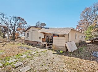 23211 Cherokee Rd, Gentry, AR 72734