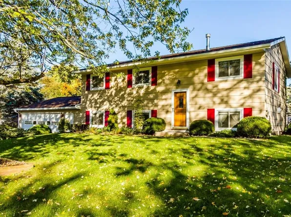 72 Eagan Blvd, Rochester, NY 14623