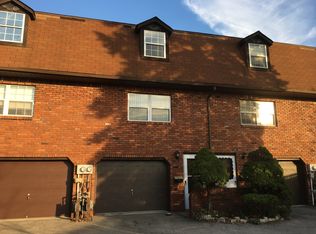 116 Central Ave APT 11, North Versailles, PA 15137