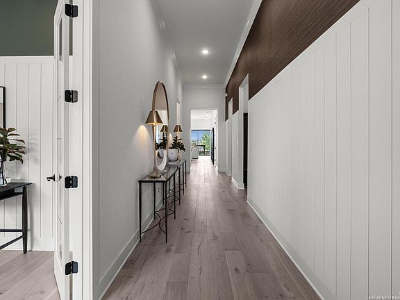 3rd image of 125 Merry Calf Lane