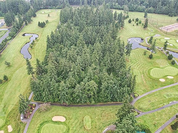 5th image of 218 NE Camano Drive