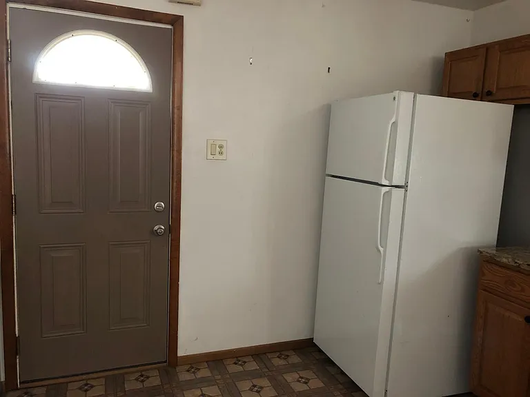 3818 Pier St #3 — Photo 6